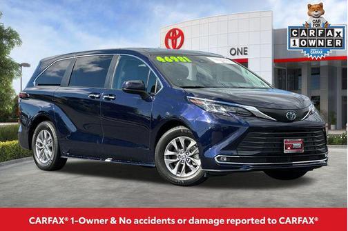 2023 Toyota Sienna XLE