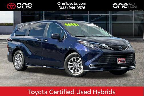 2023 Toyota Sienna XLE 7 Passenger