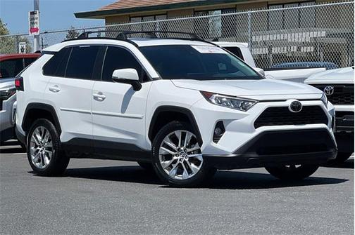 2020 Toyota RAV4 XLE Premium
