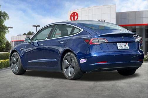 Pearl White Multi-Coat 2019 Tesla Model 3 Long Range