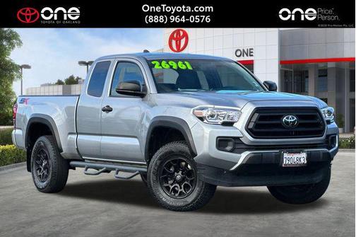 2022 Toyota Tacoma SR