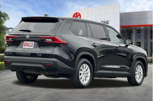2025 Toyota Grand Highlander XLE