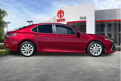 2021 Toyota Camry LE