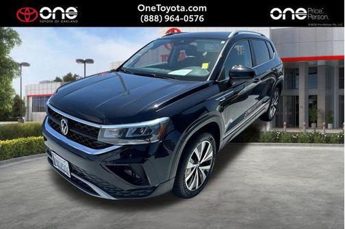 Deep Black 2023 Volkswagen Taos 1.5T SE