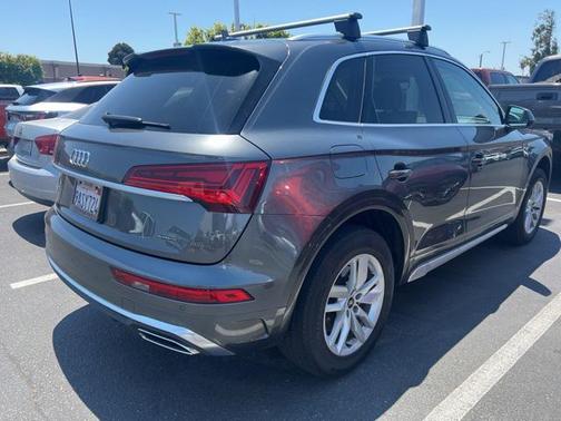 2022 Audi Q5 45 S line Premium