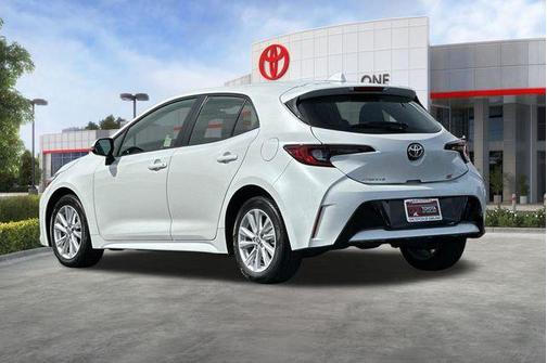 Wind Chill Pearl 2024 Toyota Corolla SE