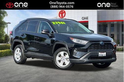 Midnight Black Metallic 2019 Toyota RAV4 Hybrid XLE