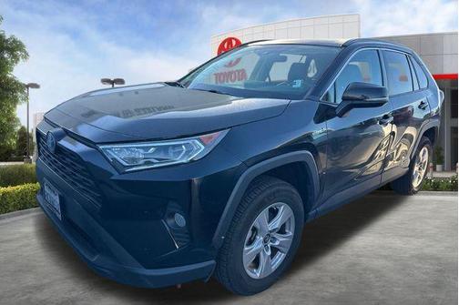 2019 Toyota RAV4 Hybrid XLE