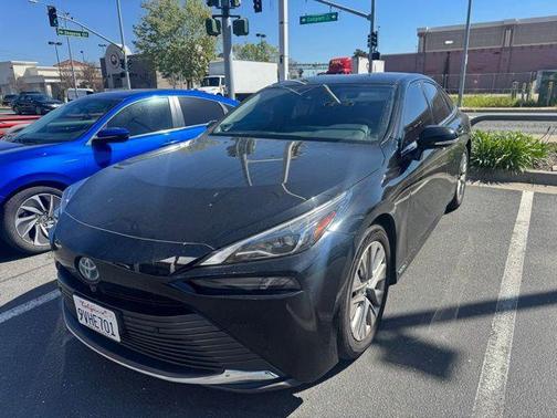 2021 Toyota Mirai Base