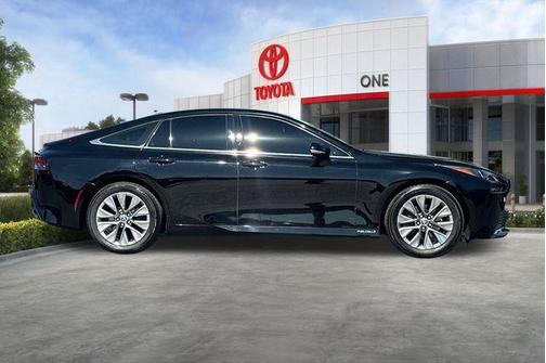 2021 Toyota Mirai Base