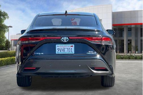 2021 Toyota Mirai Base