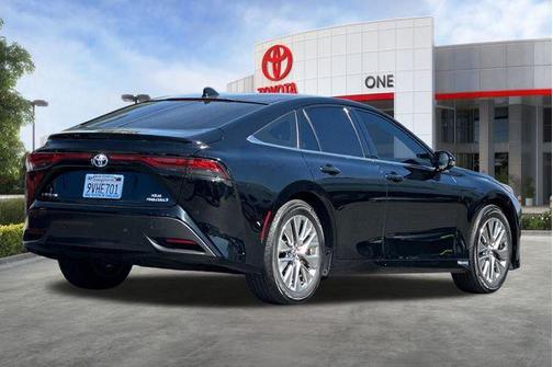 2021 Toyota Mirai Base