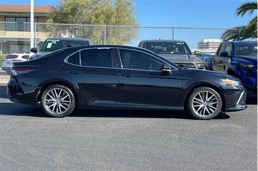 2024 Toyota Camry Hybrid XLE