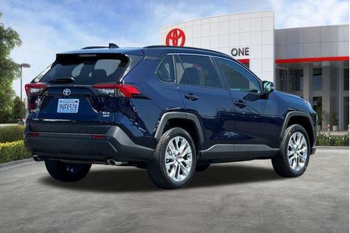 Blueprint 2025 Toyota RAV4 XLE Premium