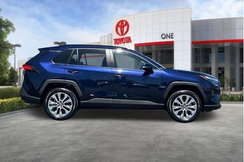 Blueprint 2025 Toyota RAV4 XLE Premium