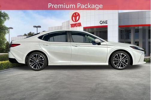 2025 Toyota Camry XLE