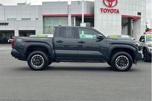 2024 Toyota Tacoma TRD Off Road