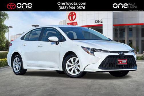 2022 Toyota Corolla LE