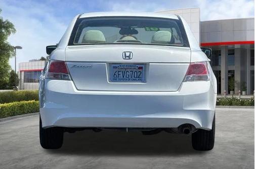 Taffeta White 2009 Honda Accord 2.4 LX