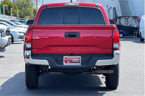 2022 Toyota Tacoma SR5