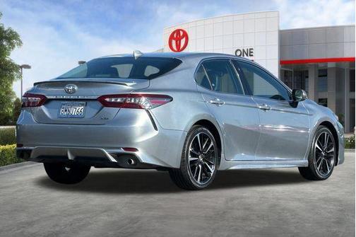 Celestial Silver Metallic 2019 Toyota Camry XSE