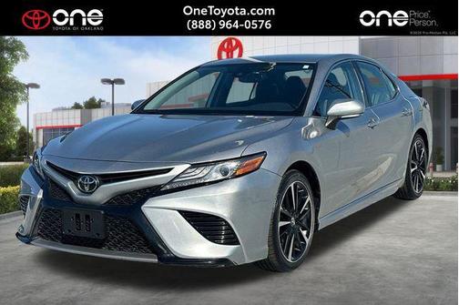 Celestial Silver Metallic 2019 Toyota Camry XSE