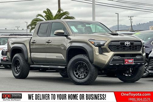 2025 Toyota Tacoma TRD Sport