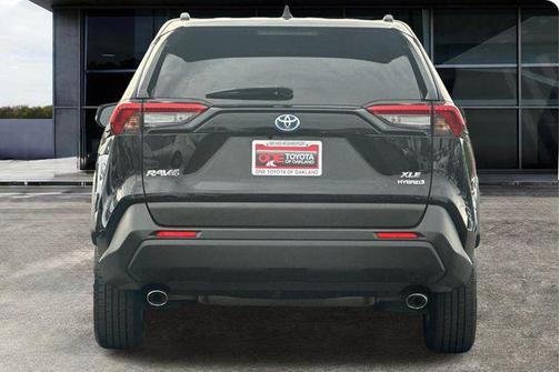 2020 Toyota RAV4 Hybrid XLE