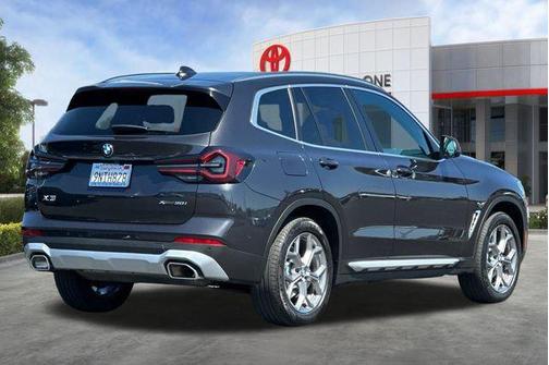 Dark Graphite Metallic 2024 BMW X3 xDrive30i