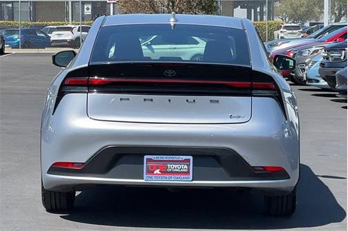 2023 Toyota Prius LE