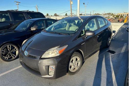 2010 Toyota Prius IV