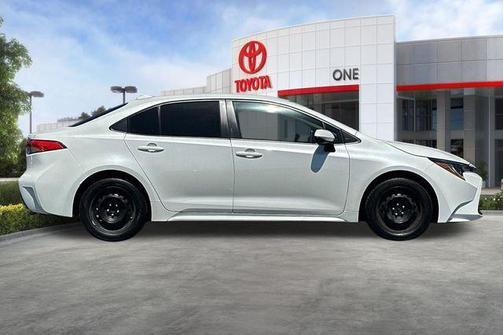 White 2021 Toyota Corolla LE