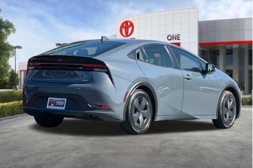 2024 Toyota Prius LE