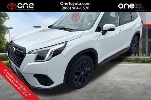 Crystal White Pearl 2024 Subaru Forester Sport