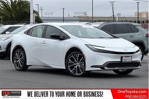 2024 Toyota Prius XLE