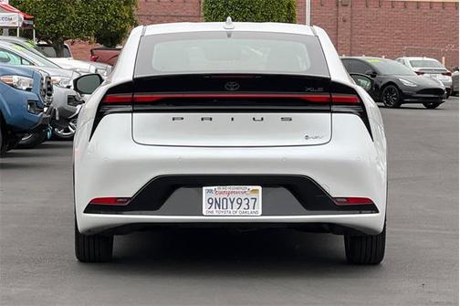 2024 Toyota Prius XLE
