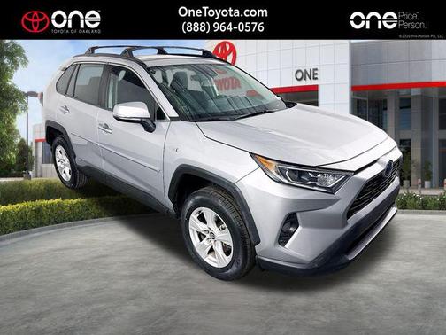 2020 Toyota RAV4 Hybrid XLE