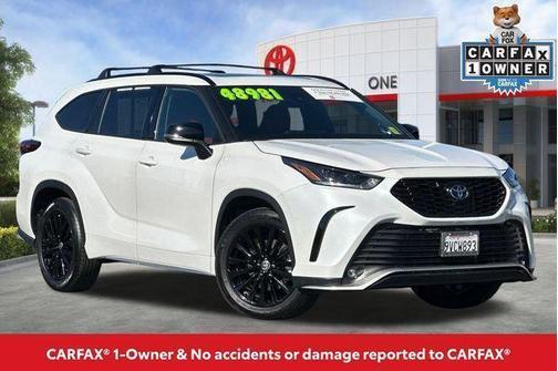 Wind Chill Pearl 2025 Toyota Highlander XSE