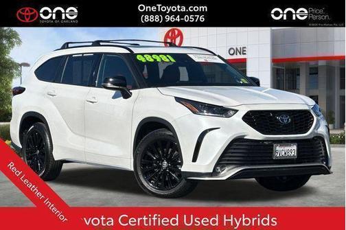 Wind Chill Pearl 2025 Toyota Highlander XSE