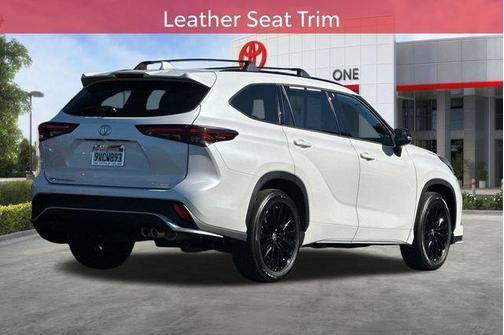 2025 Toyota Highlander XSE