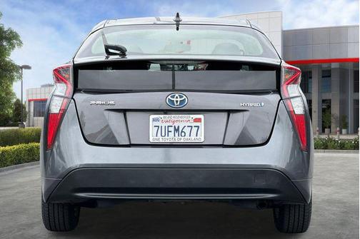 Magnetic Gray Metallic 2016 Toyota Prius Two