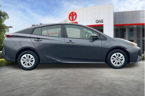 Magnetic Gray Metallic 2016 Toyota Prius Two