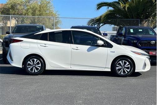 2018 Toyota Prius Prime Plus