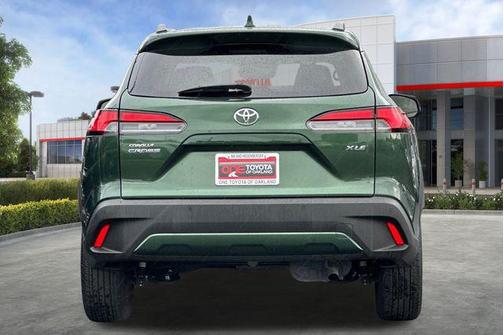 2024 Toyota Corolla Cross XLE
