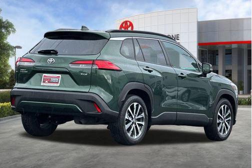 2024 Toyota Corolla Cross XLE
