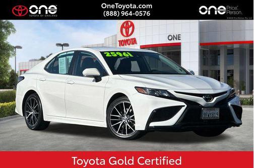 2023 Toyota Camry SE