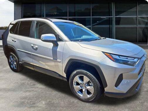 2023 Toyota RAV4 Hybrid LE
