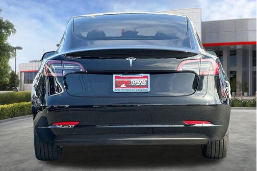 2023 Tesla Model 3 Standard Range