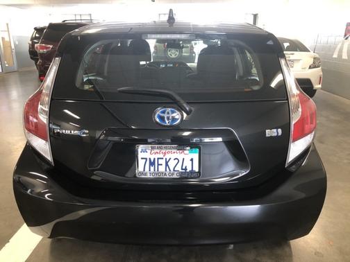 2015 Toyota Prius c Two