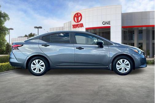 2023 Nissan Versa 1.6 S